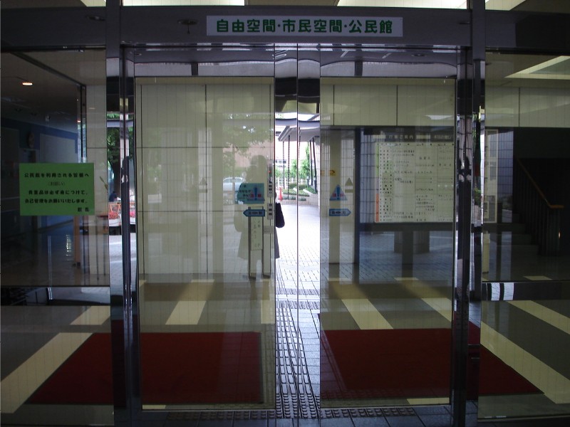 f0024708_21345.jpg