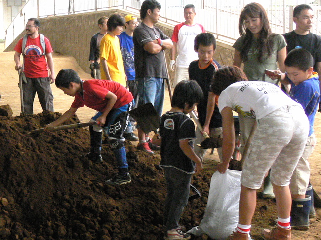 川口ゴリラ公園コース整備完了!!_b0065730_16455651.jpg