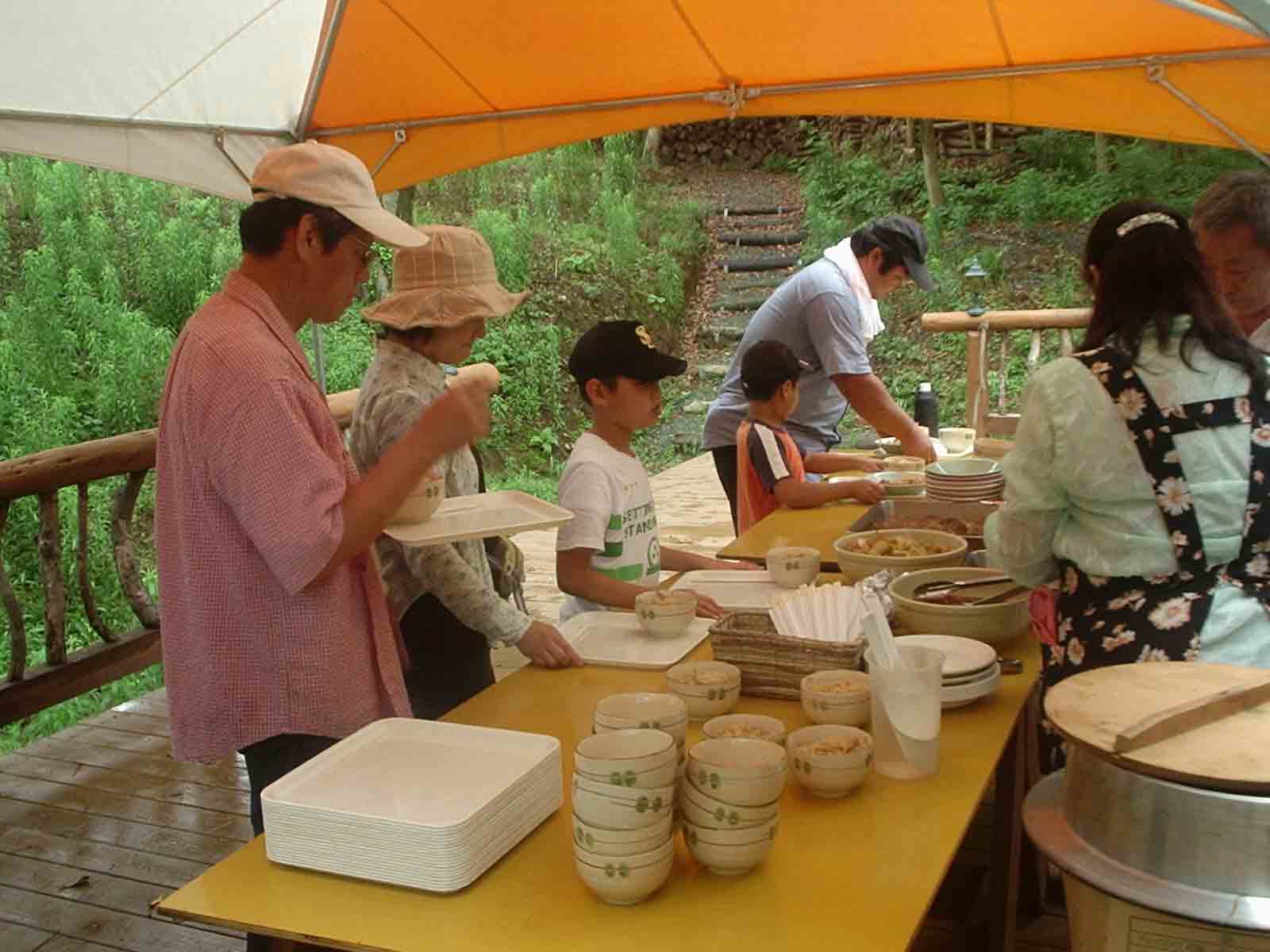 旬のタケノコを食べて学ぶ里山保全！【6/23】その1_c0123095_3355883.jpg