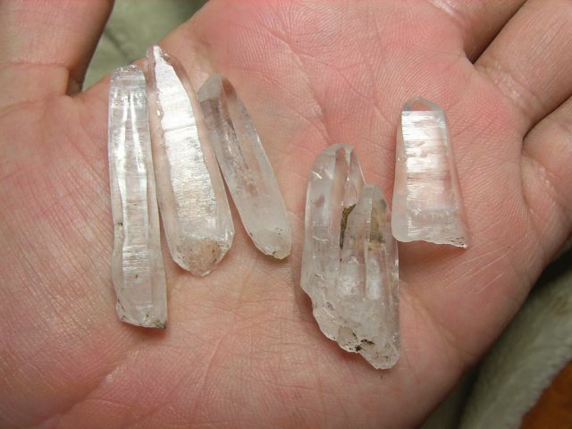 QUARTZ クオーツ 水晶 白鳥山 - クリスタルポケット