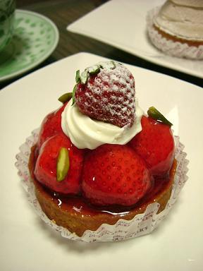 クイーンアリスのケーキで甘い時間 ぽっかぽかやすらこキッチン kitchen クイーンアリスのケーキで甘い時間 ぽっかぽかやすらこキッチン kitchen