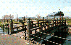 e0093407_15124423.gif