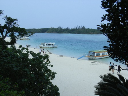 恋の生まれた川平湾（石垣島）_f0142623_236117.jpg