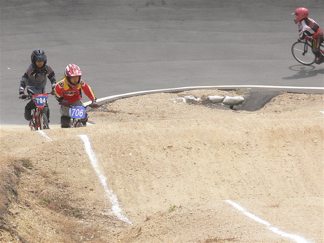 2007JBMXFジャパンシリーズ西日本選手権VOL5 Day1クルーザー、ガールズ５〜１０クラスの決勝画像垂れ流し_b0065730_21163093.jpg