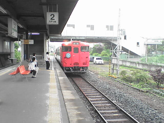 カモメのいる小さな駅　2007年7月5日_c0069380_19423056.jpg