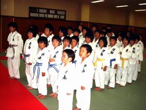 柔道スポーツ少年団昇級審査会_d0010630_914556.jpg