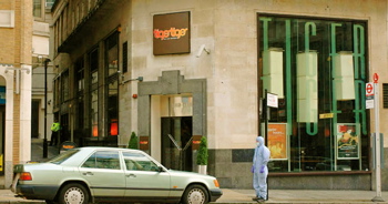 ロンドン繁華街爆破テロの真相No.3_d0123476_963422.jpg