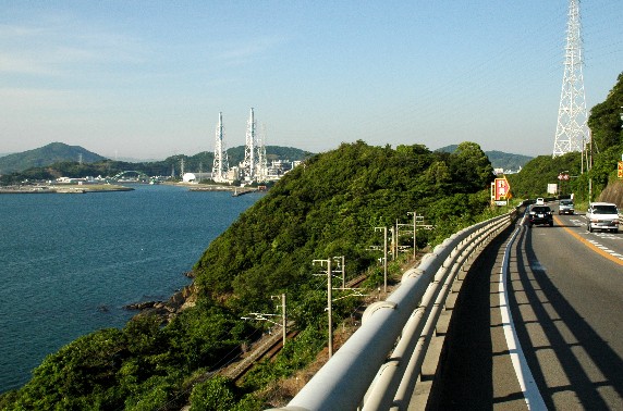　　国道４２号線と紀勢本線とマリーナシティー　　２０２２-１０-２０　００：００_b0093754_064363.jpg