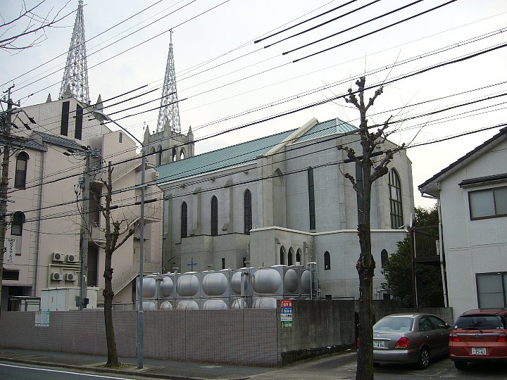 名古屋市の布池カトリック教会_c0112559_11214440.jpg