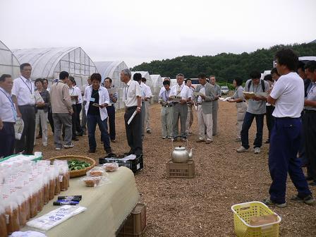 福島県農業士会研修のお客様_d0099708_2139512.jpg