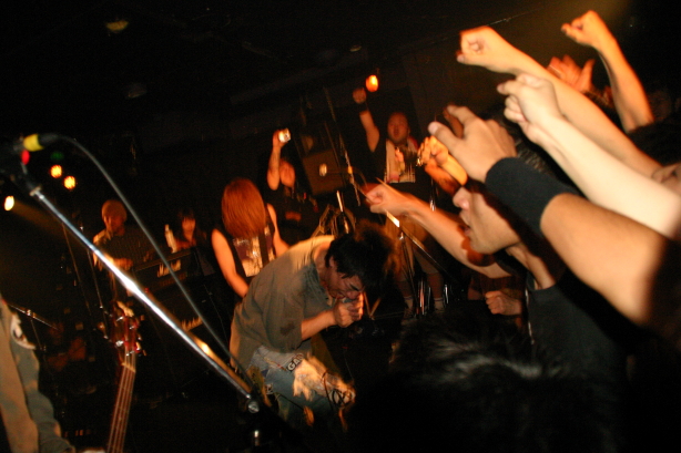 20070624 「TERRO-RHYTHM Presents BULLSHIT DISASTER 2007」 @渋谷LUSH 【GAUZE】_c0086868_2232133.jpg