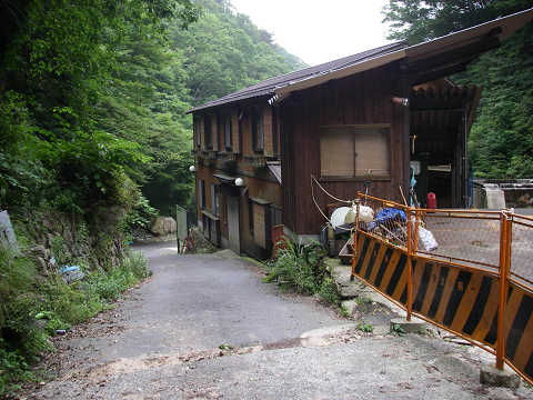 c0002874_11886.jpg