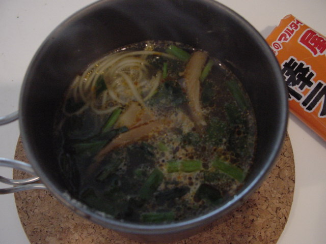 棒ラーメンを煮る // 火力調整_f0113727_4531681.jpg