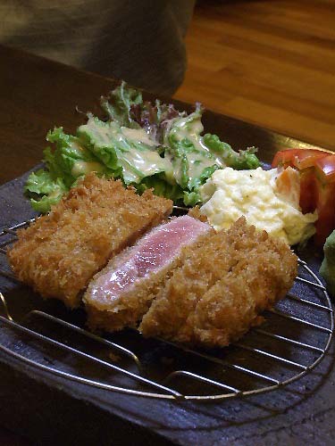 「白金高輪 福わうちの肉じゃがカレー」_a0000029_1523259.jpg