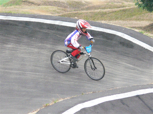 2007JBMXFジャパンシリーズ西日本選手権VOL15 Day2　ガールズクラスの決勝画像垂れ流し_b0065730_19373113.jpg