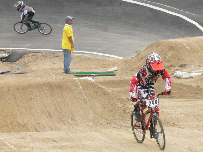 2007JBMXFジャパンシリーズ西日本選手権VOL16 Day2　B5-6,7-8,9-10クラスの決勝画像垂れ流し_b0065730_21242557.jpg