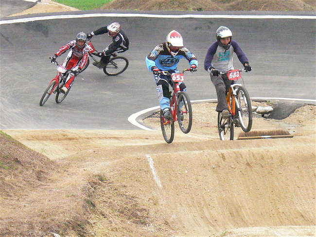 2007JBMXFジャパンシリーズ西日本選手権VOL14 Day2　クルーザークラスの決勝画像垂れ流し_b0065730_6145043.jpg
