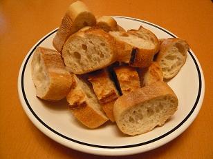 メゾンカイザーのバゲットモンジュ お店でカットをお願いしたら こんなもん食べた あんなもん飲んだ