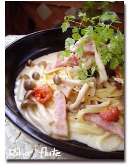 たっぷりしめじの和風クリームパスタ_c0103827_13192348.jpg
