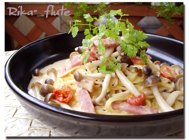 たっぷりしめじの和風クリームパスタ_c0103827_13312550.jpg