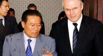 速報!北朝鮮軍、米軍との直接交渉を提案_d0123476_16423553.jpg