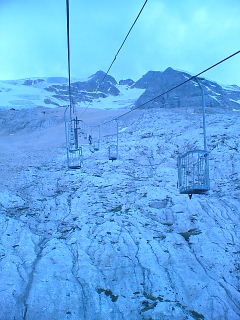 イタリア、山とハート紀行　（氷河の世界で）_c0027188_2525492.jpg