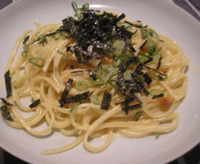 うにクリームパスタ_e0055098_2352640.jpg