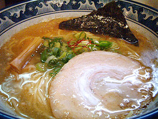 麺屋 無双@米子 ★☆ (試作醤油ラーメン(魚粉系)&試作塩ラーメン(魚粉系))_f0080612_2336865.jpg