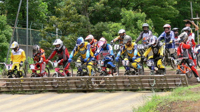 2007JOSF緑山7月定期戦VOL1 ＢＭＸエリートクラス予選〜決勝の画像垂れ流し_b0065730_19343821.jpg