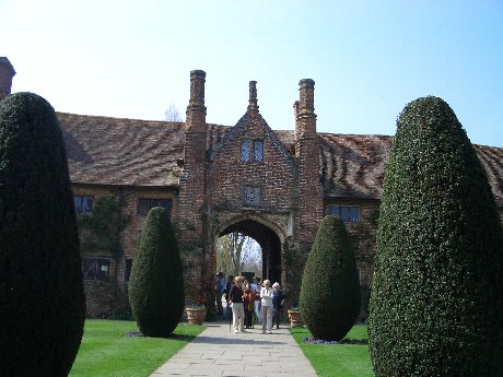 ☆　Sissinghurst Castle Garden　☆_f0046489_595853.jpg