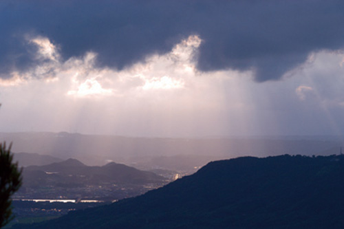 雨上がりの夕空_f0006704_1427137.jpg