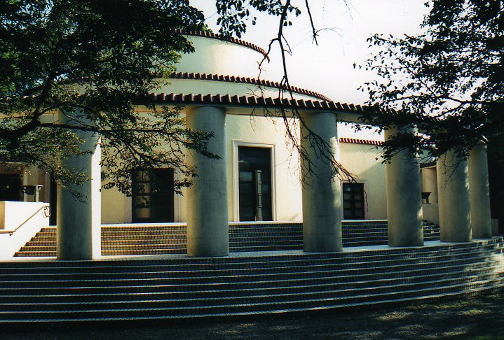 旧多摩聖蹟記念館(関根要太郎設計)その１_f0142606_14533123.jpg