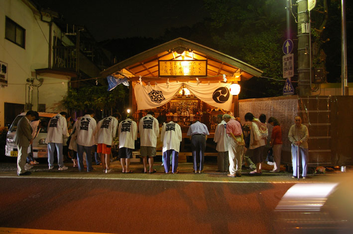 07・山ノ内八雲神社例大祭・中日神事（７・１８ 、お仮屋) _c0014967_169199.jpg