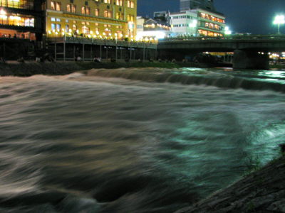 f0054428_0203549.jpg