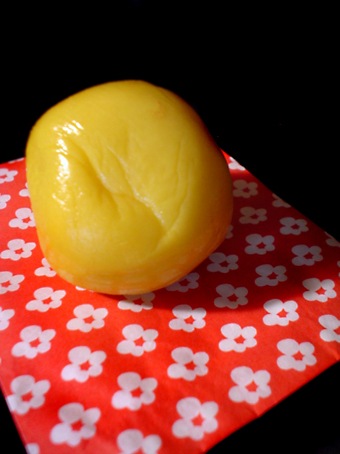 かりかりプラムの塩漬け 梅酢作り Nyで梅干し作り その1 グンジ家の食卓 かりかりプラムの塩漬け 梅酢作り Nyで梅干し作り その1 グンジ家の食卓