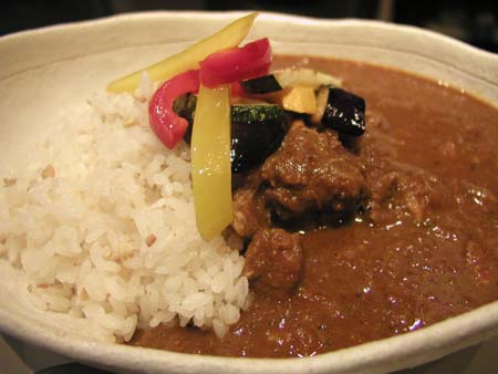 世田谷クミンのチキンと野菜のカレー_f0053279_16122248.jpg