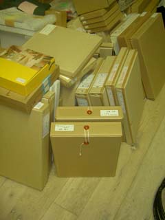 搬入ラッシュ_a0071956_17345577.jpg