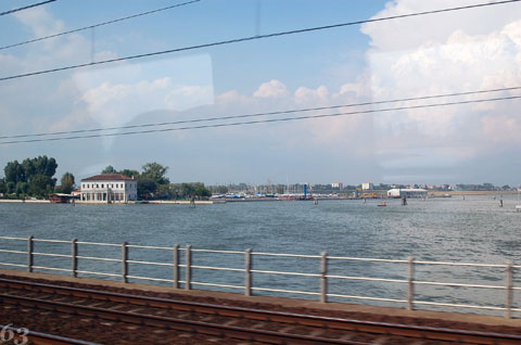 d0085274_7584729.jpg