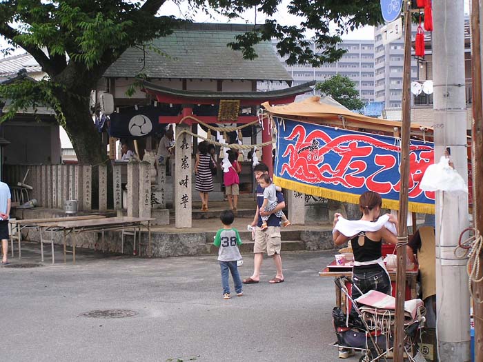 神社の例祭_f0130879_2273286.jpg