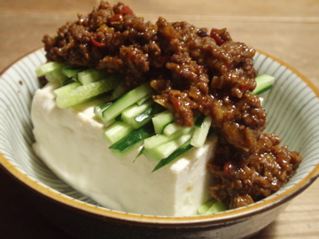 じゃじゃ麺の肉味噌奴_c0066553_22333946.jpg