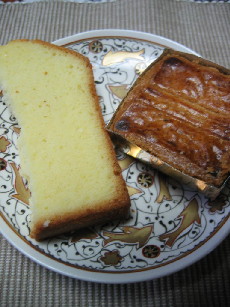 パンも美味しいけど、焼き菓子も・・・_b0065587_19285187.jpg