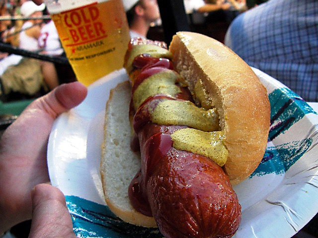 Fenway 名物を食べ損ねる_e0061902_23252315.jpg