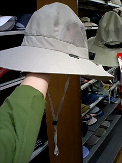 オットの買い物代行_f0146503_2222450.jpg