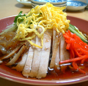 冷やし中華?冷麺?どっちなの?の巻_a0041925_1334036.jpg