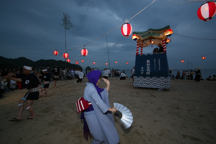 2007.07.21 白石踊（しらいしおどり）その２ - 岡山県笠岡市白石島_e0108680_21364427.jpg