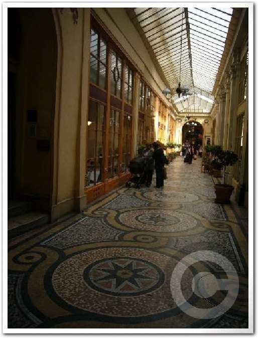 ■Galerie Vivienne(パッサージュ)_a0012223_2120794.jpg