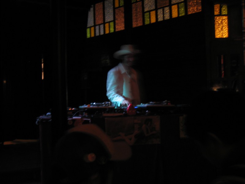 b0009671_533878.jpg
