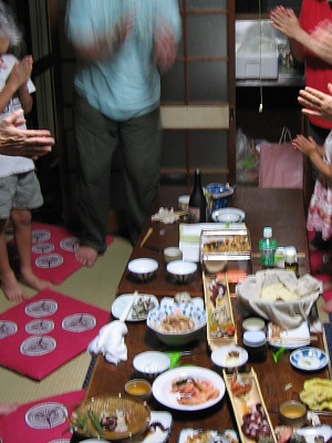 “地獄蒸し”で飲む(下)・・・“浅蜊”も“蒸し豚”も｢いりやまじょう｣_c0001578_1331390.jpg