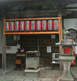 洛陽観音巡礼 <第30番 椿寺 地蔵院>_a0045381_22293761.jpg