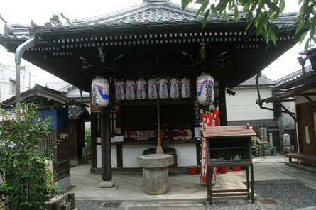 洛陽観音巡礼　＜第30番　椿寺　地蔵院＞_a0045381_22491100.jpg